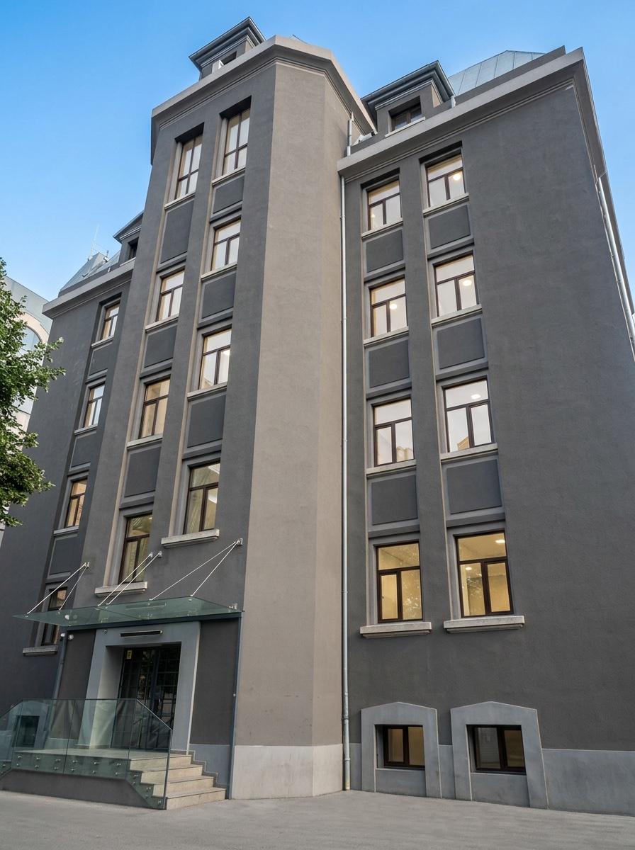 Universul Palace — Building B entrance